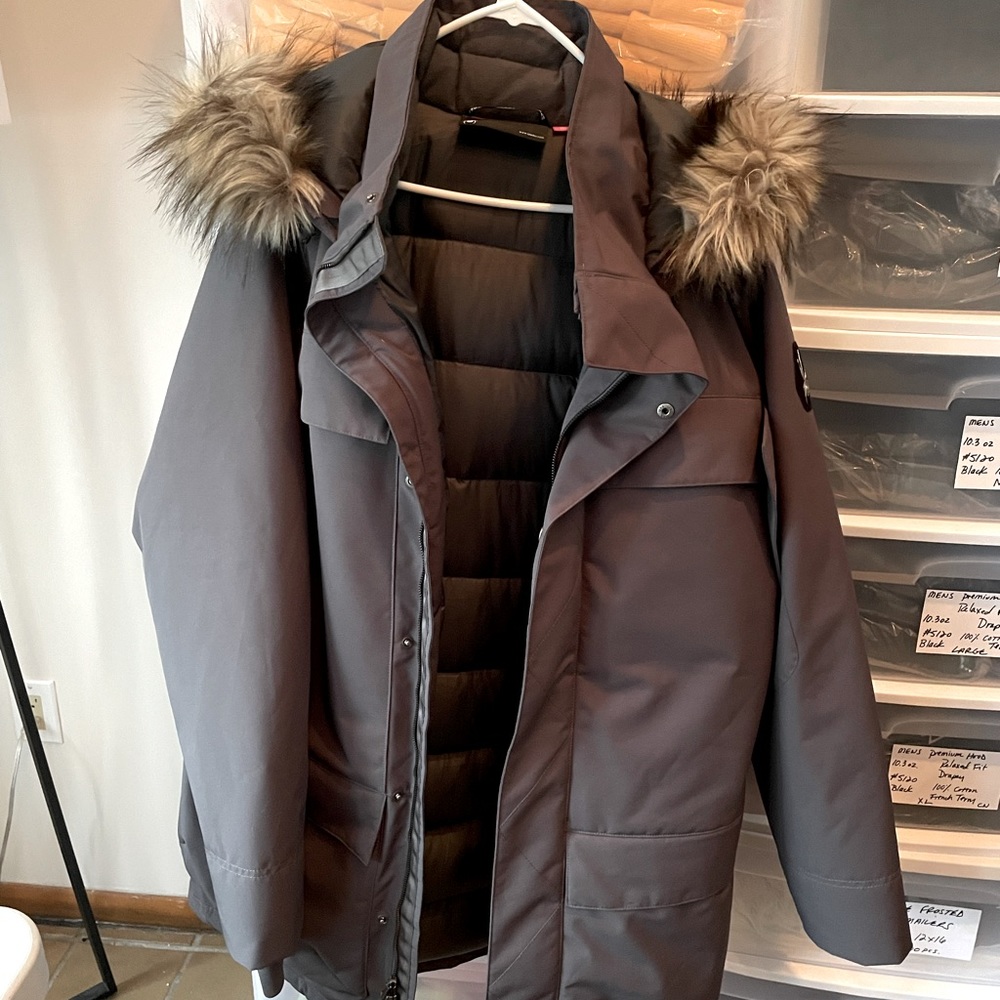 SPYDER MENS SUBZERO COAT. GREY. DOWN. XXL